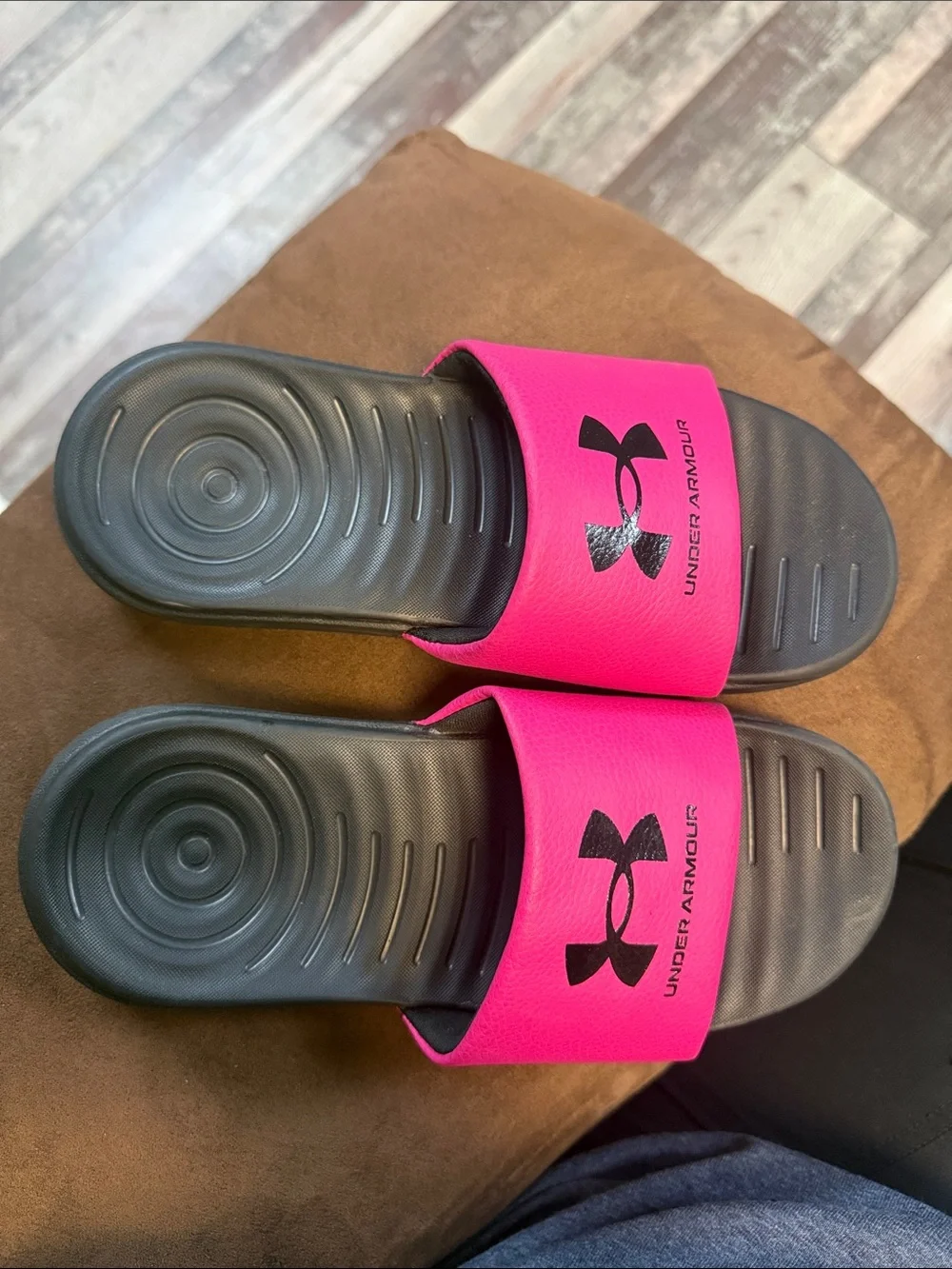 Under Armour Kids Hot Pink and Black Slides